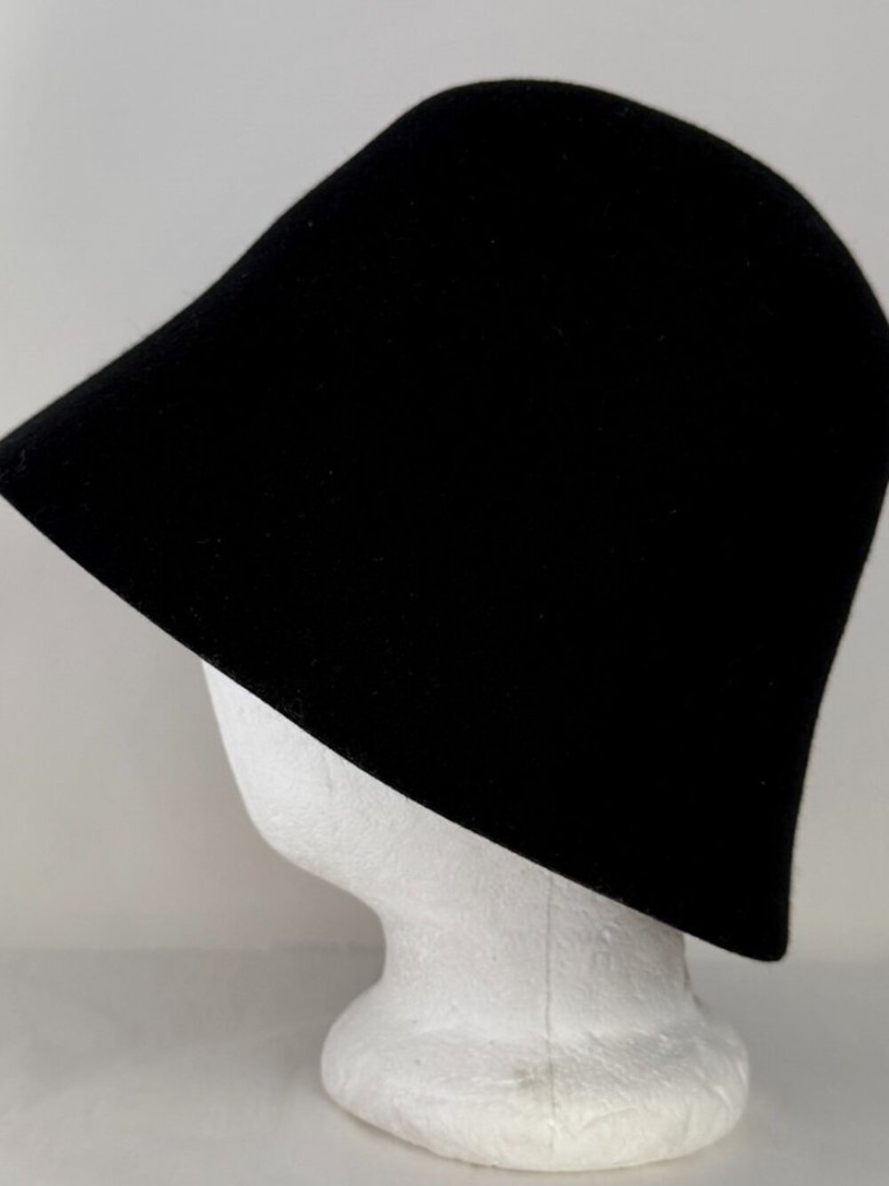 Anthropologie Black Wool Cloche Hat 100% Wool Bell Hat One Size Minimalist Class
